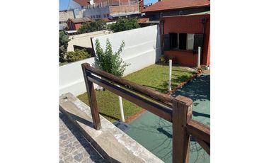 Dos inmuebles en un mismo lote Echeverria y Ayolas