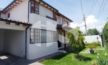 CASA INDEPENDIENTE DE VENTA  SECTOR MIRASIERRA EN EL VALLE DE LOS CHILLOS