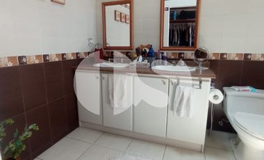 CASA INDEPENDIENTE DE VENTA  SECTOR MIRASIERRA EN EL VALLE DE LOS CHILLOS