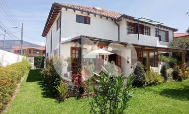 CASA INDEPENDIENTE DE VENTA  SECTOR MIRASIERRA EN EL VALLE DE LOS CHILLOS
