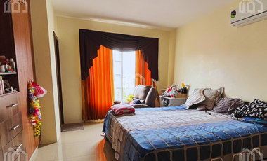 CASA EN VENTA EN MANTA