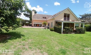 CASA INDEPENDIENTE DE VENTA EN EL VALLE DE LOS CHILLOS