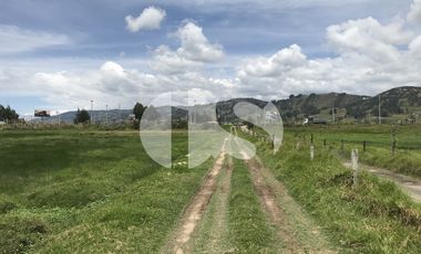 TERRENO EN VENTA SECTOR TARQUI, CUENCA