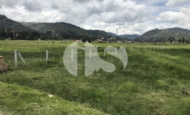 TERRENO EN VENTA SECTOR TARQUI, CUENCA