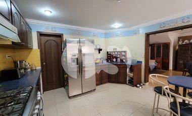 CASA EN VENTA SECTOR VISTA LINDA, CUENCA