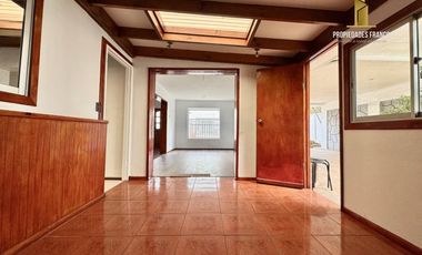 QUILPUE VENDE CASA 3D 2B DOS PISOS CENTRO
