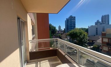 Departamento en alquiler en Remedios de Escalada Oeste