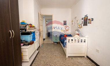 Casa en venta de 3 dormitorios y patio en zona sur