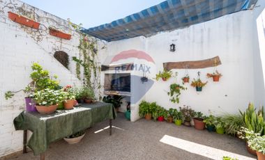 Casa en venta de 3 dormitorios y patio en zona sur