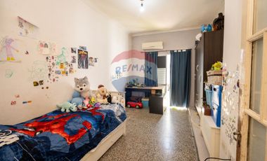 Casa en venta de 3 dormitorios y patio en zona sur