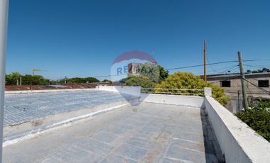 Casa en venta de 3 dormitorios y patio en zona sur