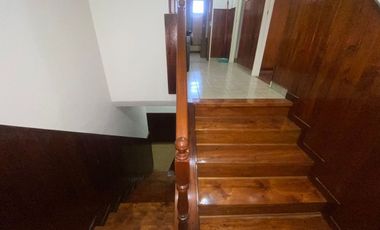VENTA CASA CHALET 5 AMBIENTES ISIDRO CASANOVA