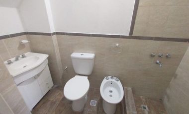 Casa PH en alquiler en Castelar Sur