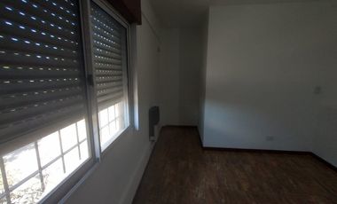 Casa PH en alquiler en Castelar Sur