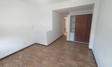 Casa PH en alquiler en Castelar Sur