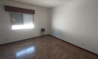 Casa PH en alquiler en Castelar Sur