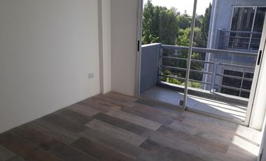Departamento en alquiler en Bernal Centro