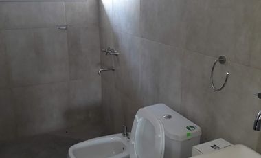Departamento en alquiler en Bernal Centro