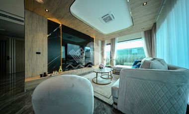 Luxury Modern Pool Villa for Sale at Baan Tiew Khao, Huai Yai