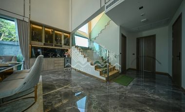 Luxury Modern Pool Villa for Sale at Baan Tiew Khao, Huai Yai