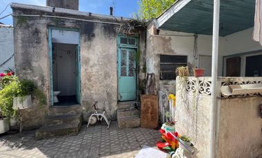 VENTA CASA MULTIFAMILIAR EN AVELLANEDA 6 UNIDADES