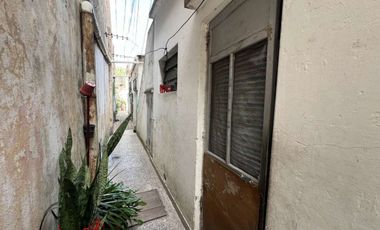 VENTA CASA MULTIFAMILIAR EN AVELLANEDA 6 UNIDADES