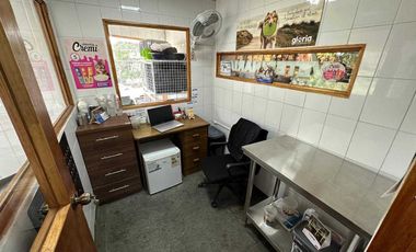 Local comercial en venta en HUECHURABA
