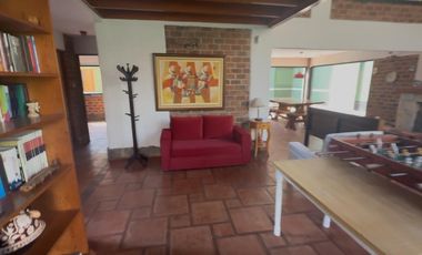 SE ALQUILA CASA EN CIENEGUILLA CON PISCINA - CONTRATO ANUAL