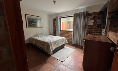 SE ALQUILA CASA EN CIENEGUILLA CON PISCINA - CONTRATO ANUAL