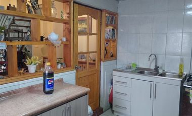 Casa en Venta en sargento menadier con av sta rosa