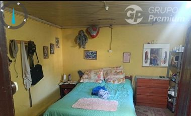 Casa en Venta en calle rosario