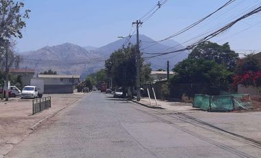 En venta amplia casa y terreno metro zapadores