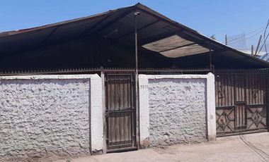 En venta amplia casa y terreno metro zapadores