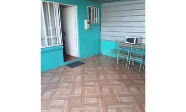 SE ARRIENDA AMPLIA CASA PARA EMPRESAS EN SECTOR PALOMAR.