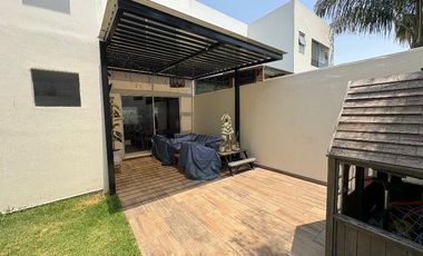 Casa en Renta, Punta Esmeralda