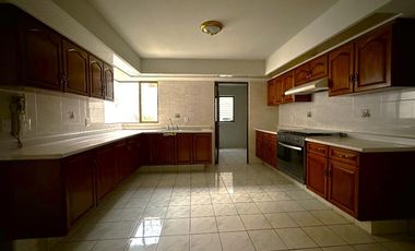 Casa en Colonia Mirador del Sol a 1.5 cuadras de Av. Moctezuma y Av. Patria