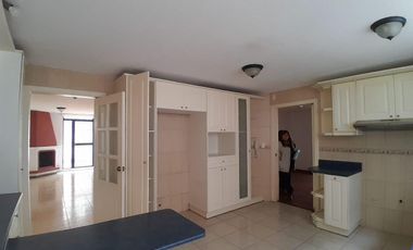 RENTO DEPARTAMENTO EN EL BATAN 200M