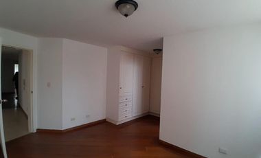 RENTO DEPARTAMENTO EN EL BATAN 200M