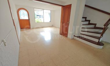 ARRIENDO de CASAS en ENVIGADO