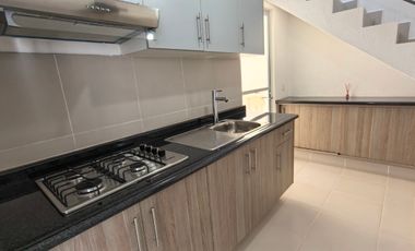 Casa dúplex en Venta en Escobedo 12°80, Pedro Escobedo, Querétaro.