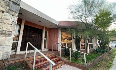 Casa en venta para remodelar en Vista Hermosa, Monterrey N.L.