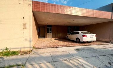 Casa en venta para remodelar en Vista Hermosa, Monterrey N.L.