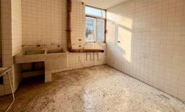 Casa en venta para remodelar en Vista Hermosa, Monterrey N.L.