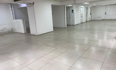 Oficina luminosa y funcional en Santiago Centro