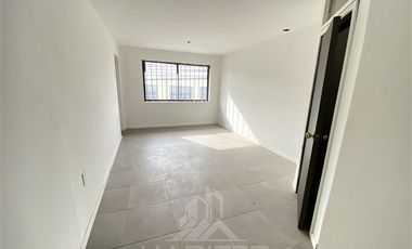 Local Comercial en Venta en Miraflores, Sector Caupolicán