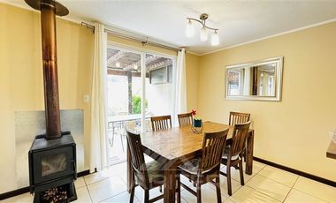 Casa en Arriendo en COD38173 Camino Internacional