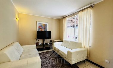 Casa en Arriendo en COD38173 Camino Internacional