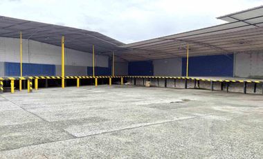 EDIFICIO CON BODEGA EN VENTA EN LA BADEA/PEREIRA