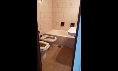 Chalet en Alquiler Villa Sarmiento / Moron (A034 1150)