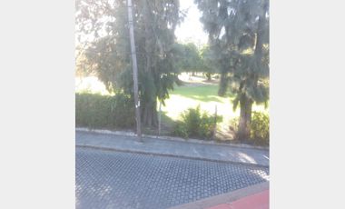 Casa  en Venta Villa Sarmiento / Moron (A120 3654)